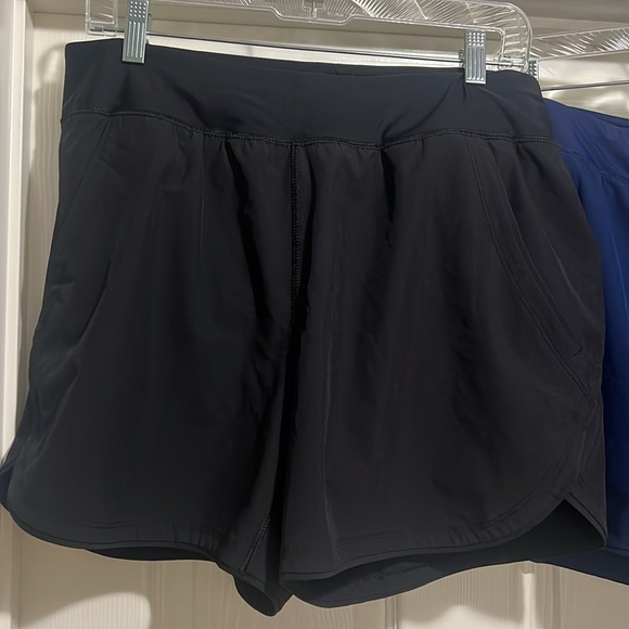 Lands End 3” swim shorts. 2 pairs in Black and Navy. Size 12. - Picture 3 of 9